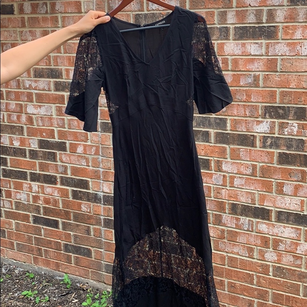 Express dress with lace inserts